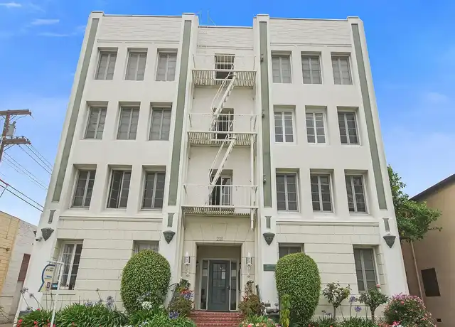 Property at 218 S. Tower Drive - 218 S Tower Dr, Beverly Hills, CA, 90211, 1 bed, 1 bath, [object Object]