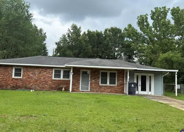 Property at 412 Carolina Ave, Warner Robins, GA, 31093, 4 beds, 2 baths, [object Object]