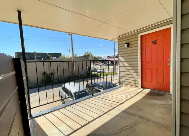 Property at 900 NW 24th St Unit 820-20, Oklahoma City, OK, 73106, 1 bed, 1 bath, [object Object]