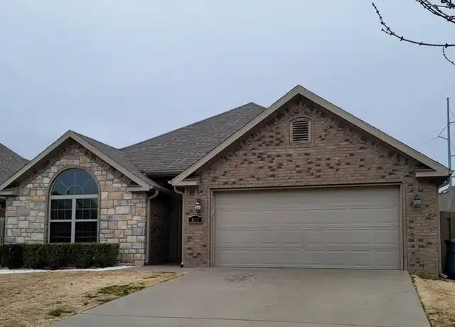 Property at 3800 SW Town Vu Rd, Bentonville, AR, 72712, 3 beds, 2 baths, [object Object]