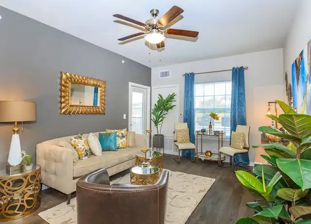 Property at Roots at Waco - 3001 S New Rd, Waco, TX, 76706, 1-3 bed, 1-2 bath, [object Object]