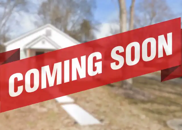 Property at 4925 Lincoln Dr, Knoxville, TN, 37914, 3 beds, 2 baths, [object Object]