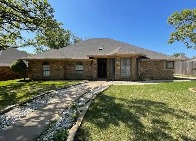 Property at 3208 Flintridge Dr, Arlington, TX, 76017, 4 beds, 3 baths, [object Object]