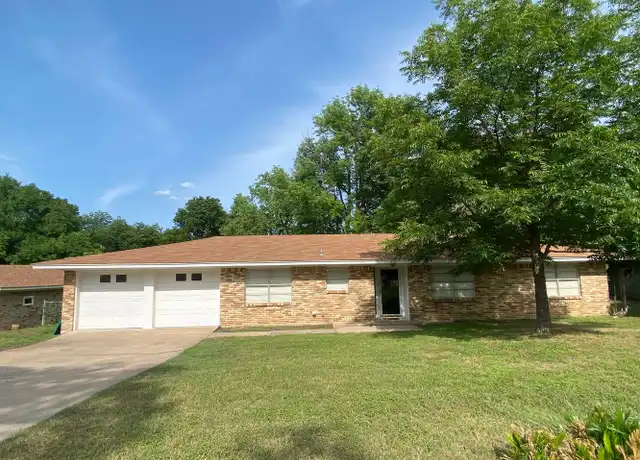Property at 807 Forest Dr, Belton, TX, 76513, 3 beds, 2 baths, [object Object]