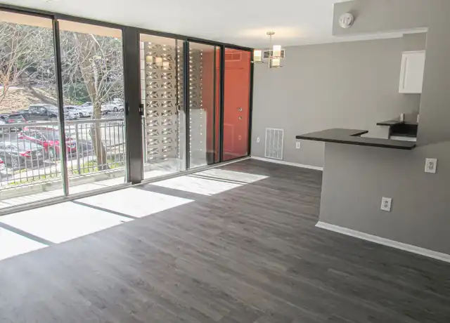 Property at 8 S Van Dorn St #408, Alexandria, VA, 22304, 1 bed, 1 bath, [object Object]