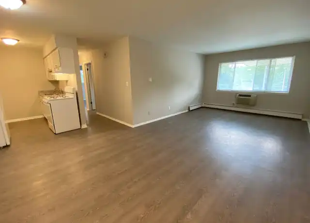 Property at 2100 W College Ave Unit 2200-06, Milwaukee, WI, 53221, 2 beds, 1 bath, [object Object]