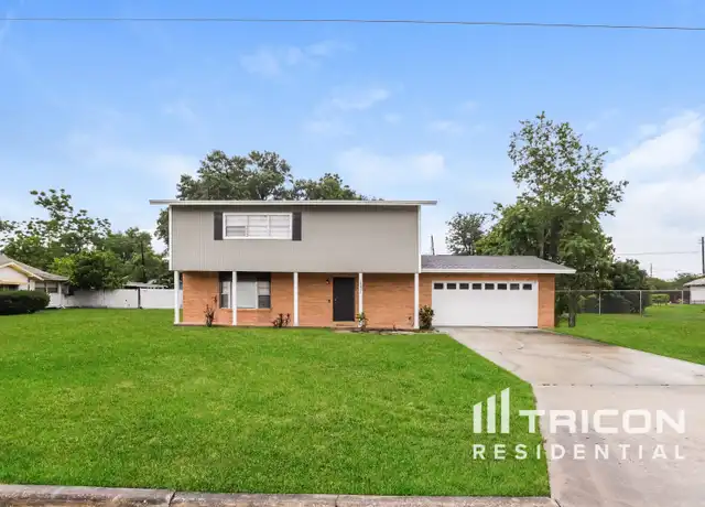 Property at 1231 W 9th St, Lakeland, FL, 33805, 3 beds, 2 baths, [object Object]