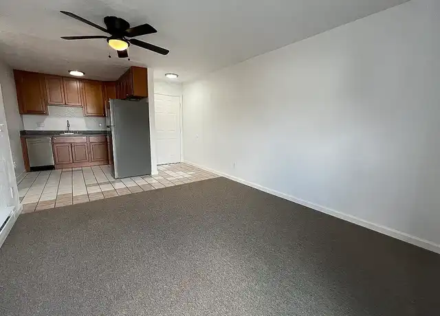 Property at Dixon Landing Apartments - 29371 Dixon St, Hayward, CA, 94544, 3 beds, 1 bath, [object Object]