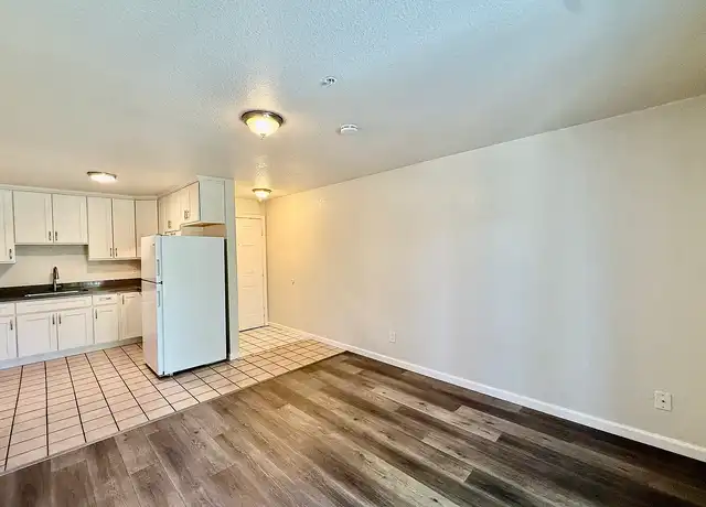 Property at Dixon Landing Apartments - 29371 Dixon St, Hayward, CA, 94544, 3 beds, 1 bath, [object Object]