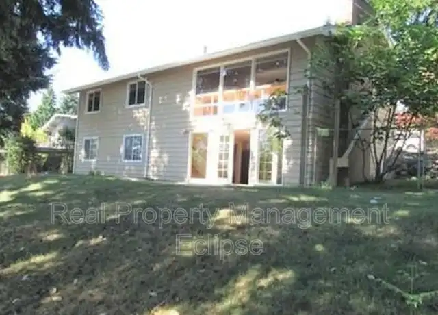 Property at 533 157th Ave SE Unit 1F, Bellevue, WA, 98008, 3 beds, 1 bath, [object Object]