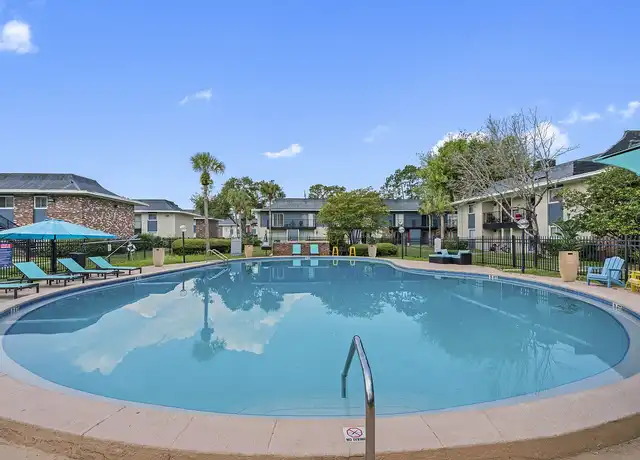 Property at Arbor Place Apartments - 5800 Barnes Rd S, Jacksonville, FL, 32216, 1-2 bed, 1-2.5 bath, [object Object]