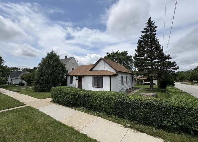 Photo of 900 Singer Ave, Lemont, IL 60439