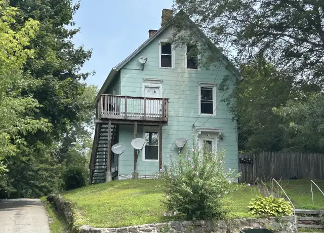 Property at 58 Smith Ave #2, Norwich, CT, 06360, 4 beds, 1 bath, [object Object]