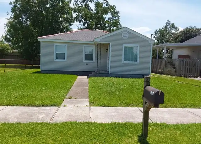 Property at 7214 Anne St, Arabi, LA, 70032, 3 beds, 1 bath, [object Object]