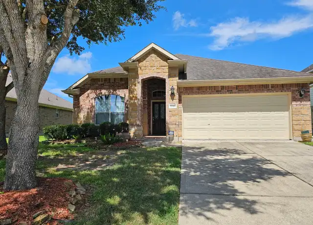 Property at 2244 Waxwing Dr, League City, TX, 77573, 4 beds, 2 baths, [object Object]
