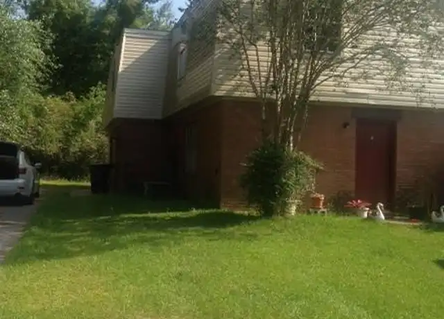Property at 1011 Lake Dr Unit C, Cantonment, FL, 32533, 2 beds, 1.5 baths, [object Object]