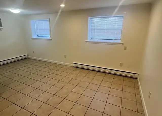 Property at 51 Lynde St Unit 2, Melrose, MA, 02176, 2 beds, 1 bath, [object Object]