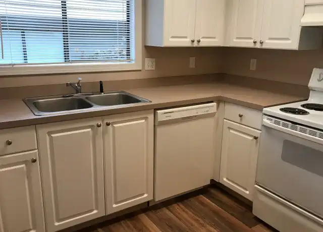 Property at 1405 Lewis St Unit 21, Centralia, WA, 98531, 2 beds, 1.5 baths, [object Object]