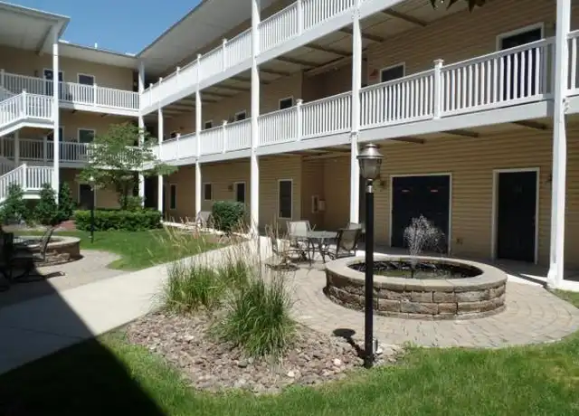 Property at 252 N Walnut St Ste 205, Bath, PA, 18014, 2 beds, 1.5 baths, [object Object]