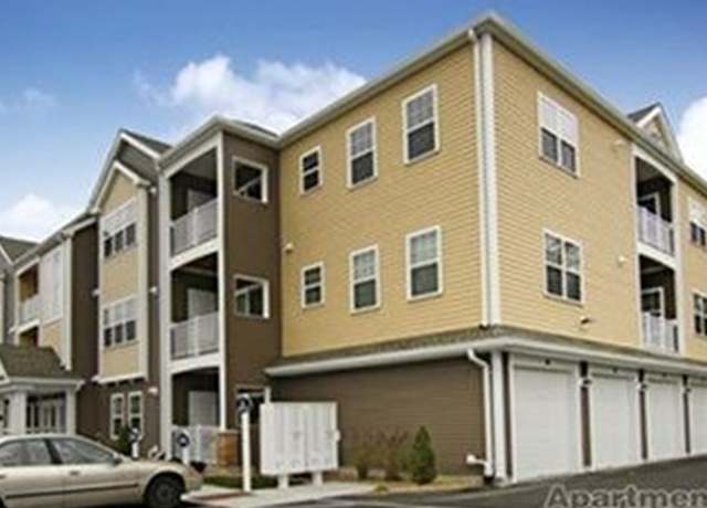Photo of 244 Washington St Unit 2-104, North Easton, MA 02356