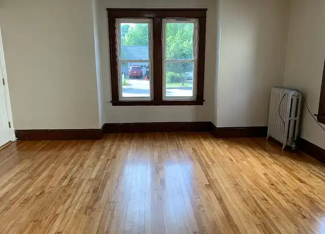 Property at 323 Lincoln St, Worcester, MA, 01605, 1 bed, 1 bath, [object Object]