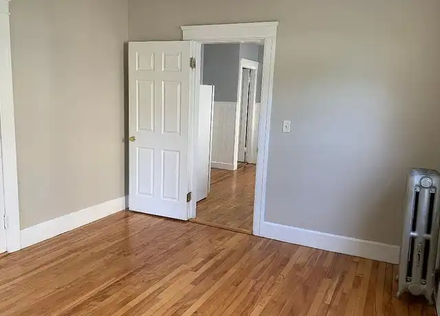 Property at 323 Lincoln St, Worcester, MA, 01605, 1 bed, 1 bath, [object Object]