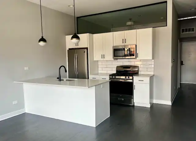 Property at 1637 W Chicago Ave Unit 202, Chicago, IL, 60622, 1 bed, 1 bath, [object Object]