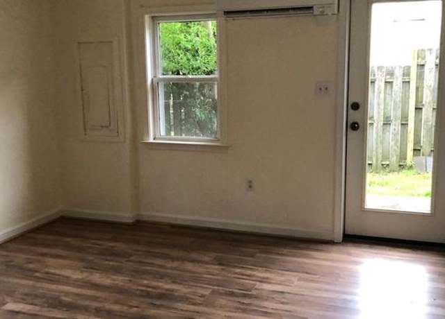 Photo of 266 Alexandria Pike, Warrenton, VA 20186