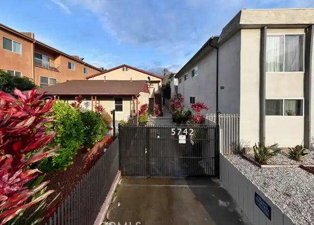 Property at 5742 Woodman Ave Unit 2, Van Nuys, CA, 91401, 2 beds, 2 baths, [object Object]