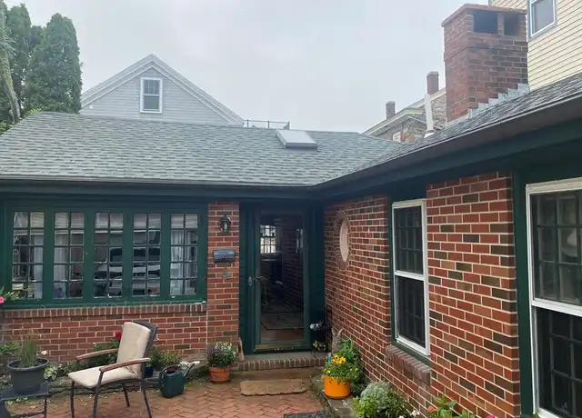 Property at 4 Coddington St, Newport, RI, 02840, 2 beds, 1 bath, [object Object]