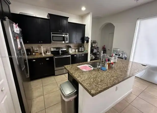 Property at 25200 SW 119th Ave, Homestead, FL, 33032, 4 beds, 2 baths, [object Object]