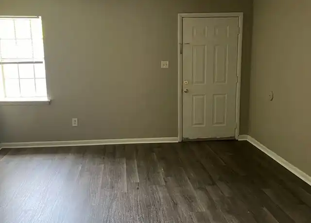 Property at 828 S Caraway Rd Unit 4F, Jonesboro, AR, 72401, 2 beds, 1 bath, [object Object]