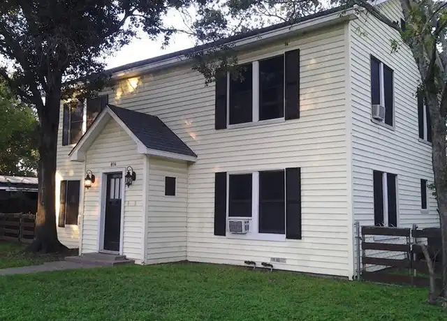 Property at 814 Banks St Unit A, Bryan, TX, 77803, 2 beds, 1 bath, [object Object]