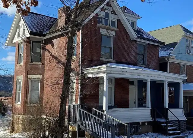 Property at 869 Kenneth Ave Unit 1, New Kensington, PA, 15068, 1 bed, 1 bath, [object Object]