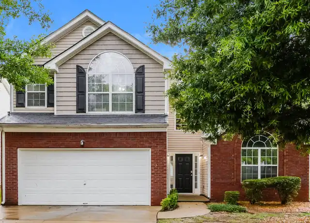 Property at 70 Saint Charles Pl, Sharpsburg, GA, 30277, 4 beds, 2 baths, [object Object]