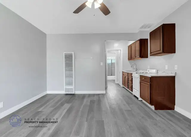 Photo of 12306 Gale Ave, Hawthorne, CA 90250
