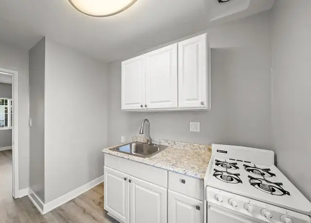 Photo of 12306 Gale Ave, Hawthorne, CA 90250