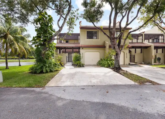 Property at 9946 Costa del Sol Blvd Unit A90, Doral, FL, 33178, 3 beds, 2.5 baths, [object Object]