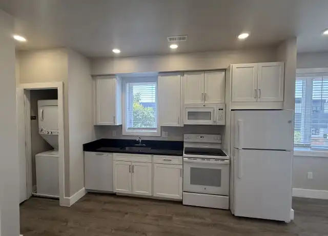 Property at 721 16th St NE Unit 8, Washington, DC, 20002, 4 beds, 2 baths, [object Object]