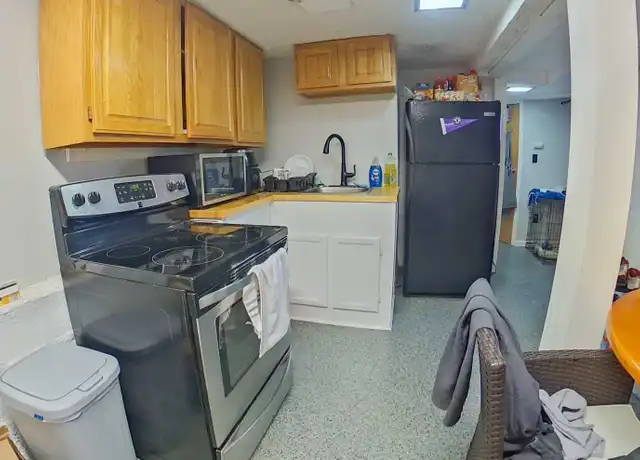 Property at 731 Moro St Unit 2, Manhattan, KS, 66502, 1 bed, 1 bath, [object Object]