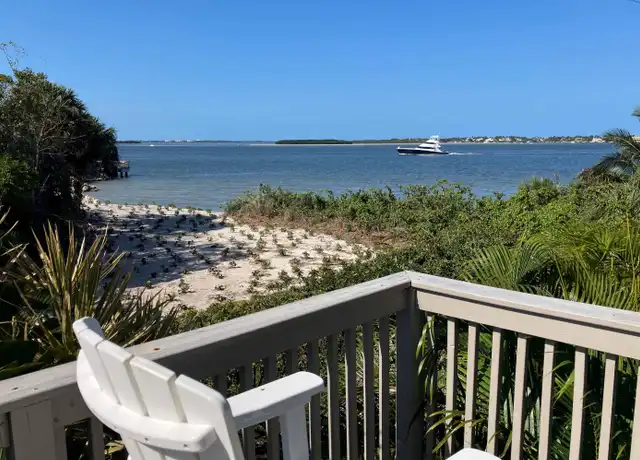 Property at 5626 SE Schooner Oaks Way, Stuart, FL, 34997, 3 beds, 2 baths, [object Object]