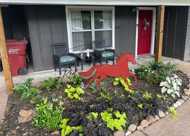 Property at 901 N Naid St, Grand Saline, TX, 75140, 3 beds, 2 baths, [object Object]