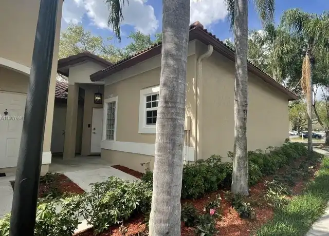 Property at 16144 Emerald Cove Rd, Weston, FL, 33331, 2 beds, 2 baths, [object Object]