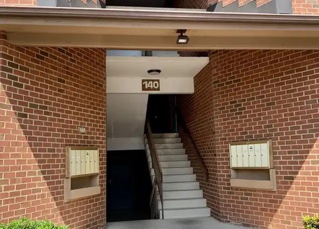 Property at 140 Green Turtle Ln #12, Charlottesville, VA, 22901, 1 bed, 1 bath, [object Object]