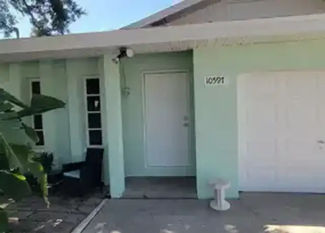 Property at 10597 101st Ave, Seminole, FL, 33772, 2 beds, 1 bath, [object Object]