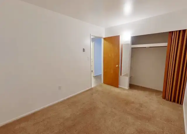 Property at 585 E 19th Ave Unit 9, Eugene, OR, 97401, 2 beds, 1 bath, [object Object]