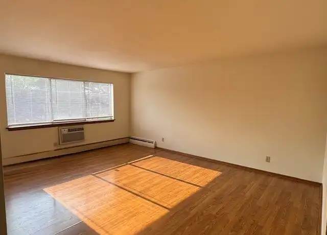 Property at 5414 58th Ave Unit 13, Kenosha, WI, 53144, 3 beds, 1 bath, [object Object]