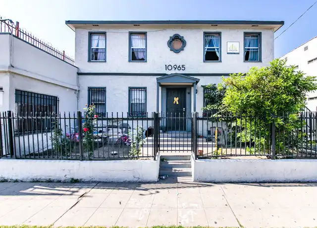 Property at 10961 S Figueroa St Unit 12, Los Angeles, CA, 90061, 1 bed, 1 bath, [object Object]