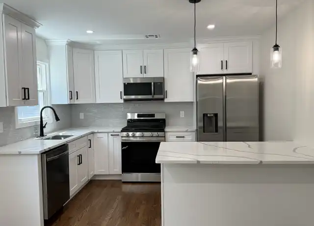 Property at 20 Howcroft Rd Apt 2, Maywood, NJ, 07607, 2 beds, 1 bath, [object Object]