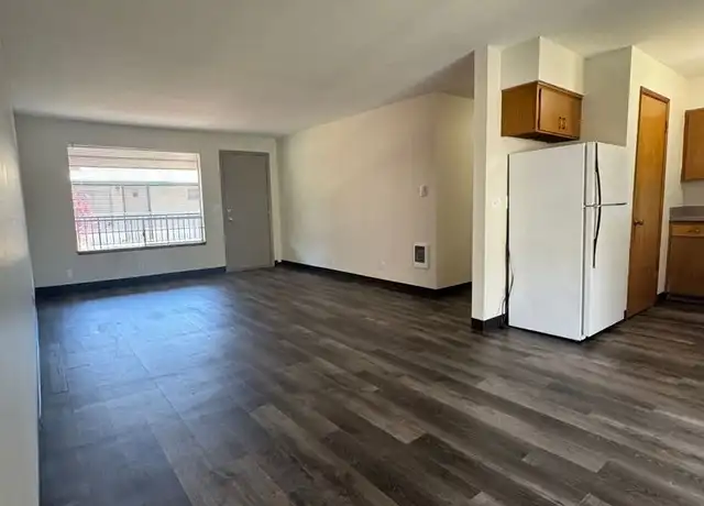 Property at 11 Hall Ave Unit 11, Yakima, WA, 98902, 1 bed, 1 bath, [object Object]